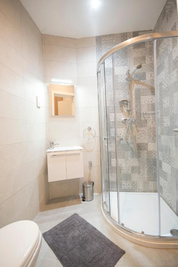 4 Bedroom Near Seafront Appartement Sliema